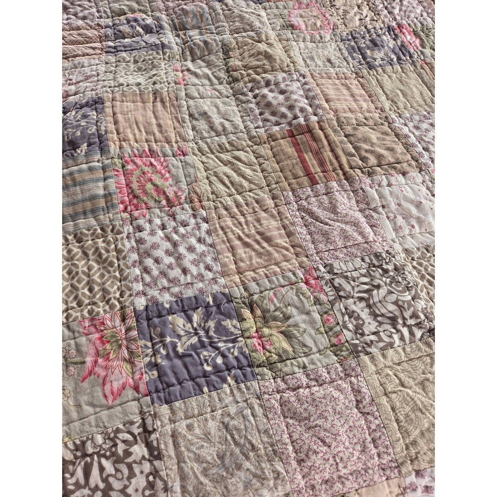Potterybarn Queen patchwork quilt. - Picture 11 of 11